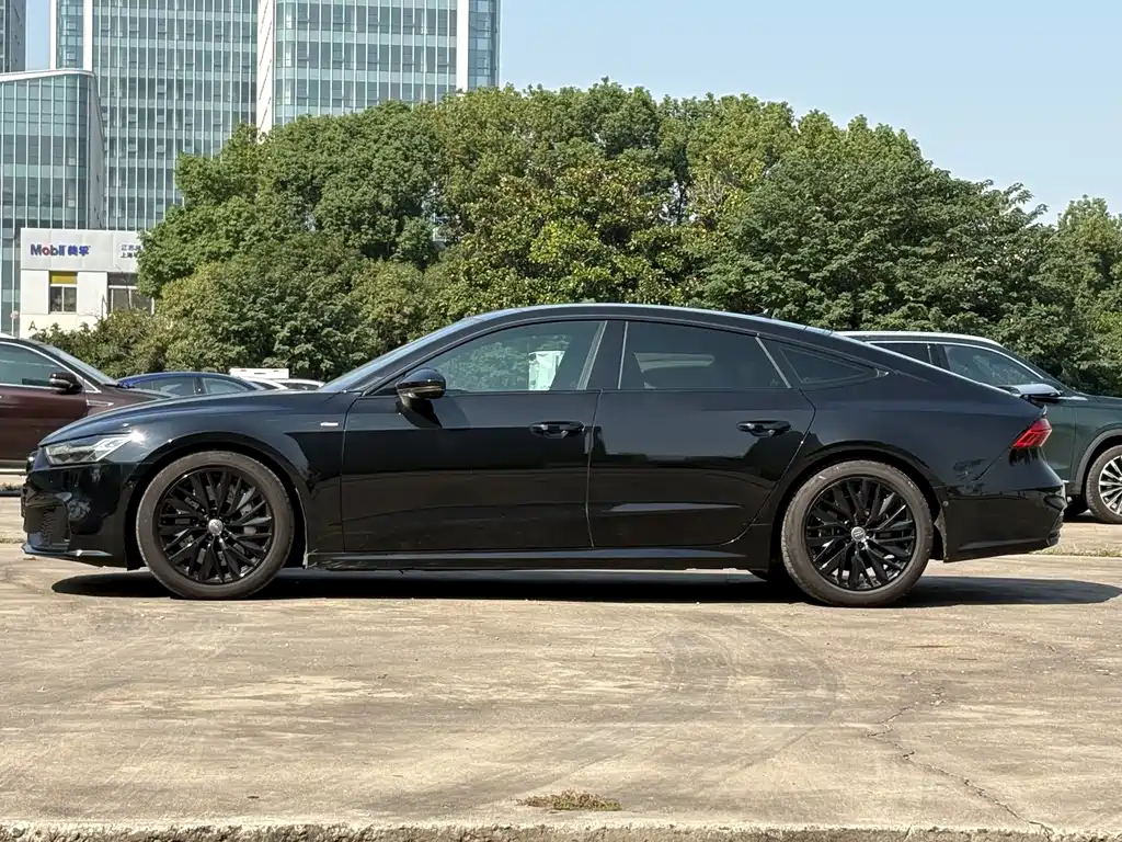 Audi A7 — фото 8
