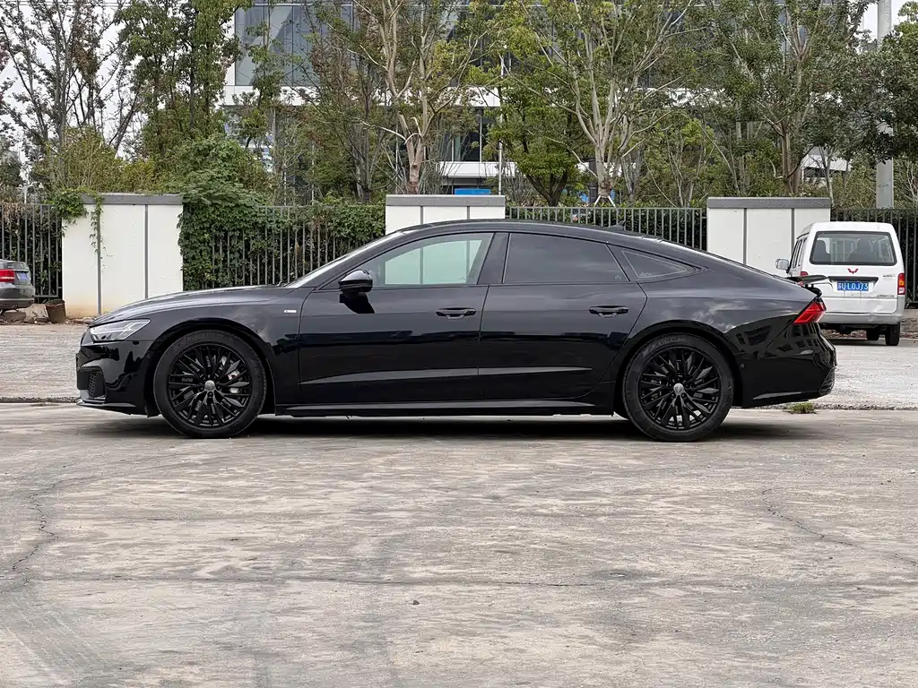 Audi A7 — фото 4