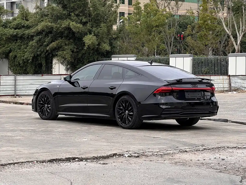 Audi A7 — фото 10