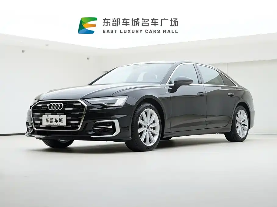 Audi A6L — фото 1