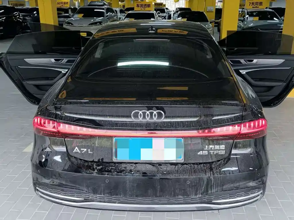 Audi A7L — фото 4