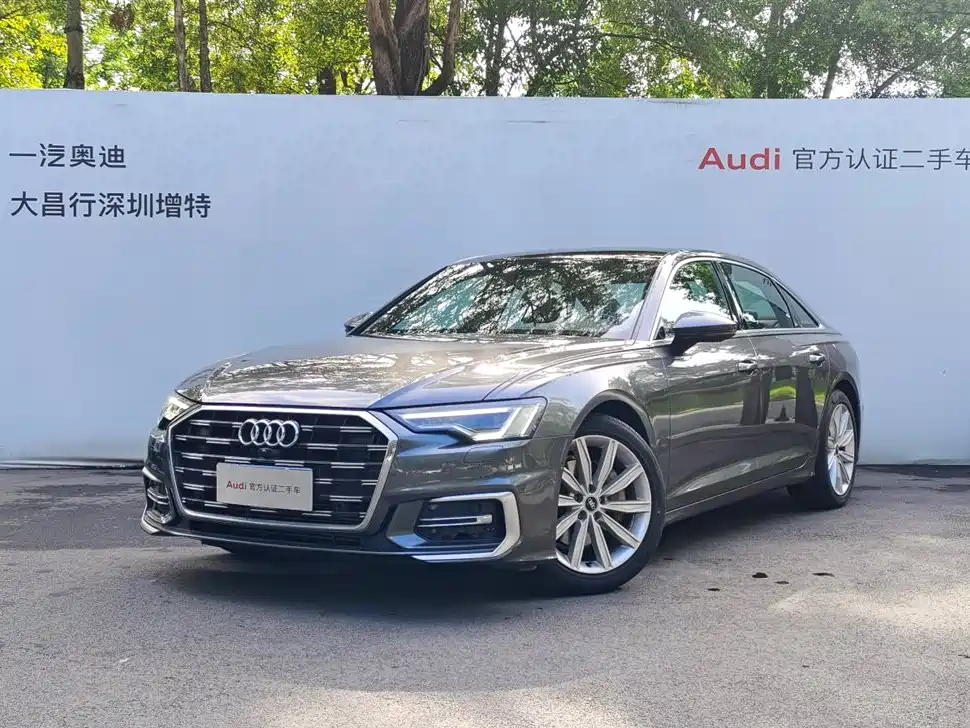 Audi A6L — фото 1