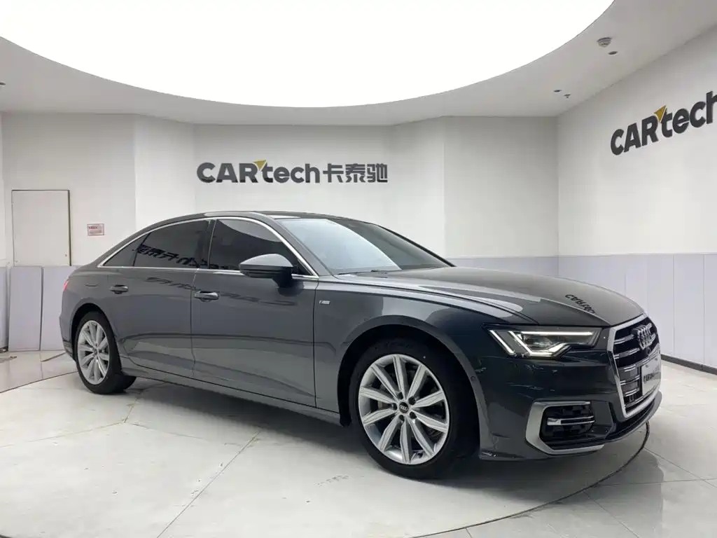 Audi A6L — фото 2