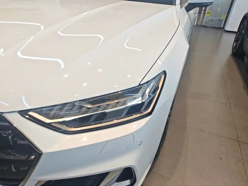 Audi A7L — фото 23