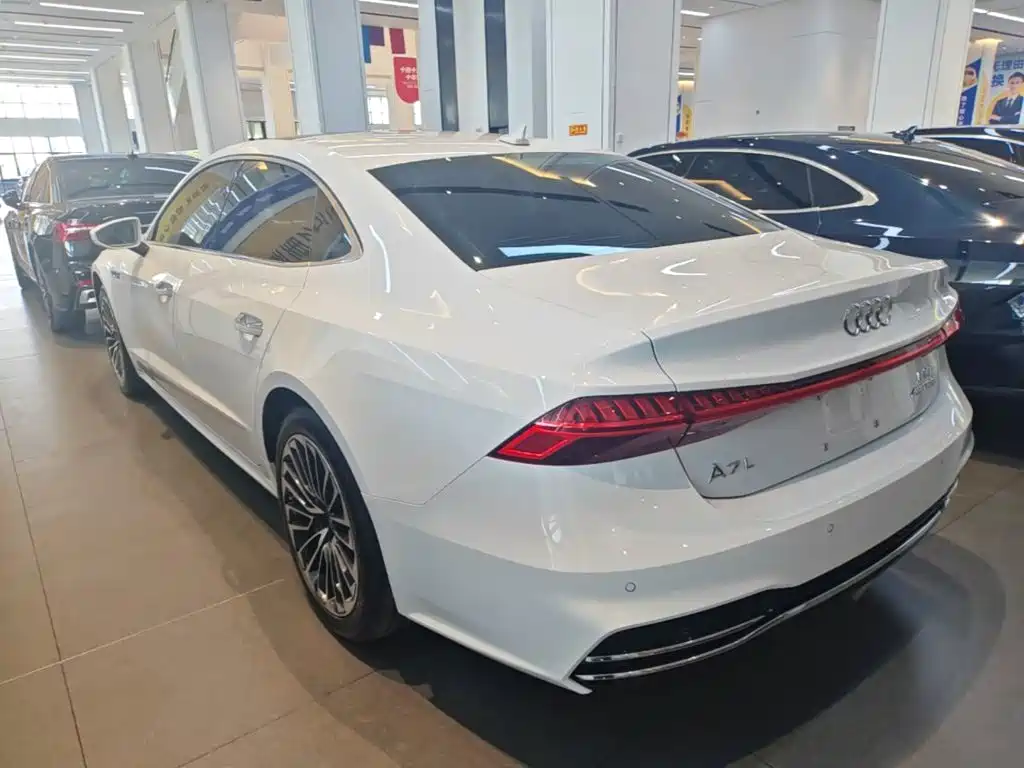 Audi A7L — фото 4