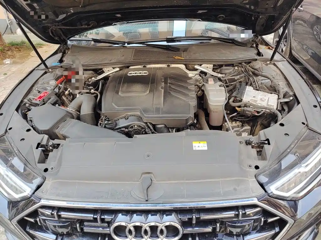 Audi A7L — фото 16