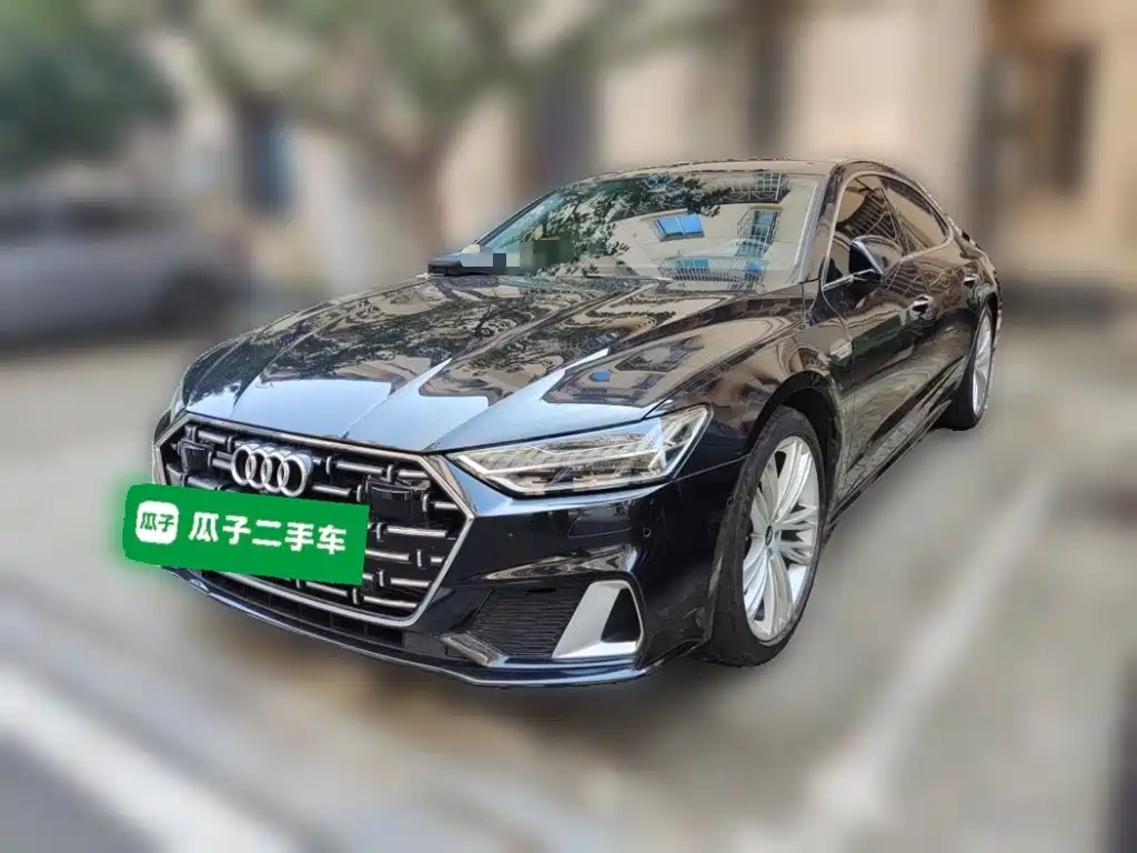 Audi A7L — фото 1