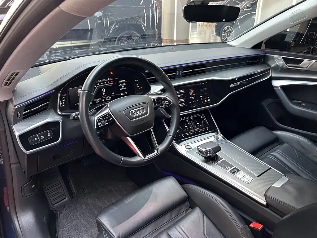 Audi A7 — фото 13