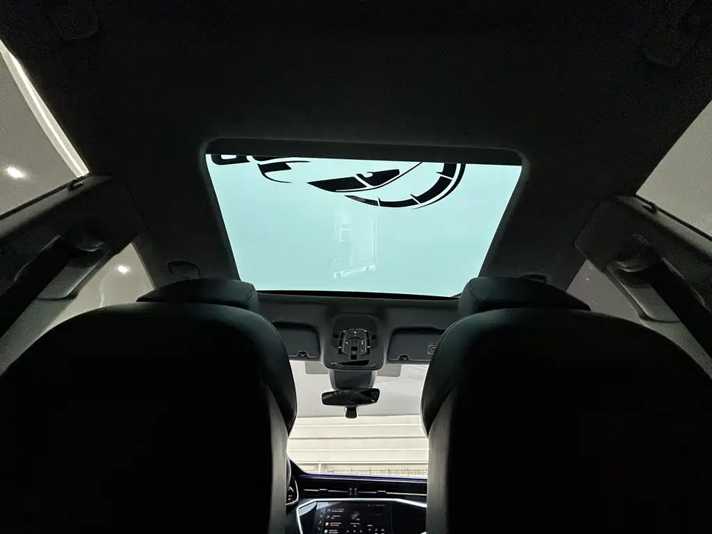 Audi A7 — фото 19