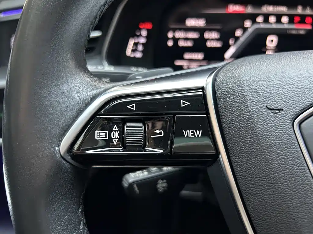 Audi A7 — фото 25
