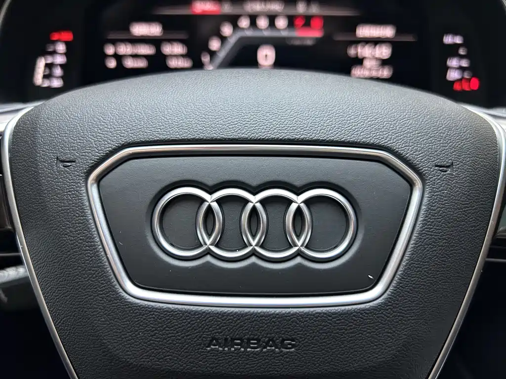 Audi A7 — фото 26