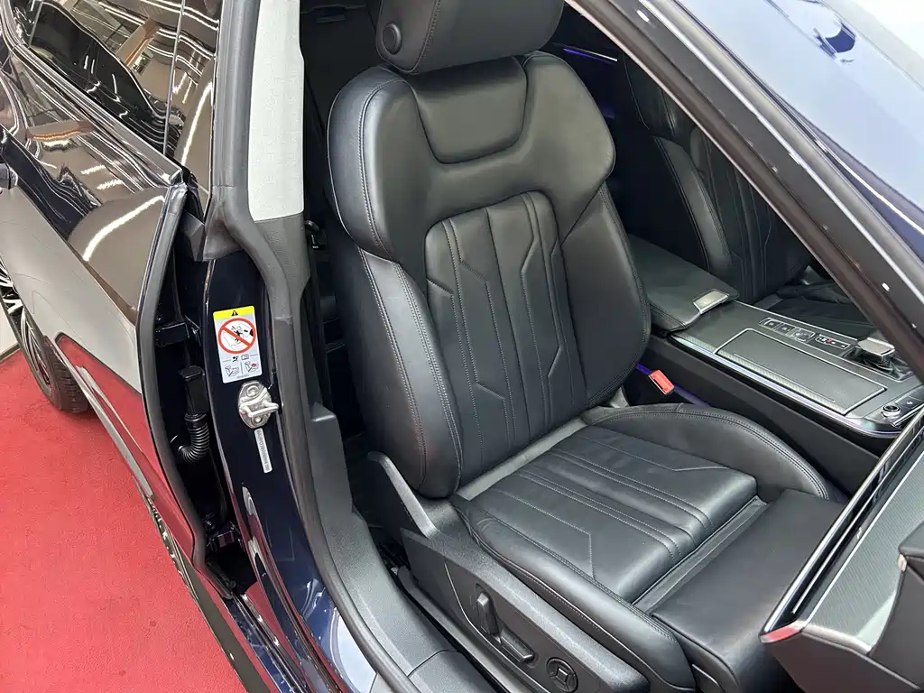 Audi A7 — фото 35