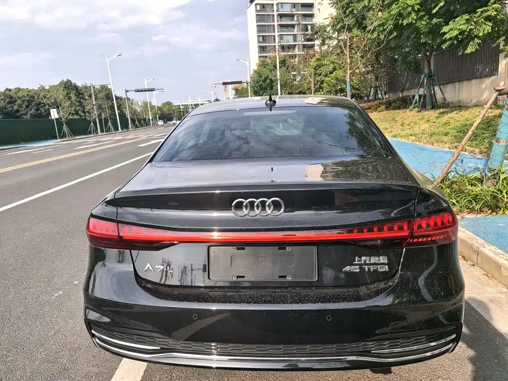 Audi A7L — фото 4