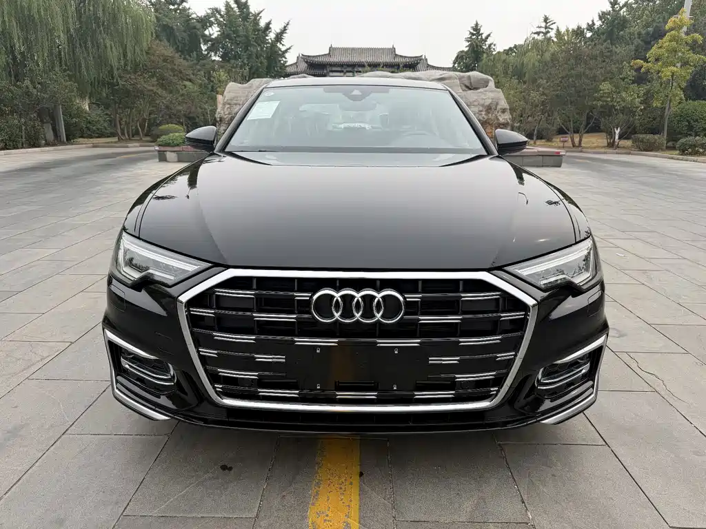 Audi A6L — фото 2