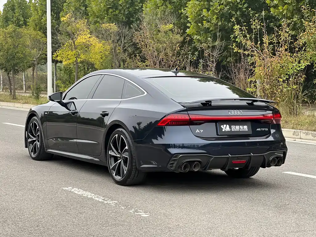 Audi A7 — фото 5