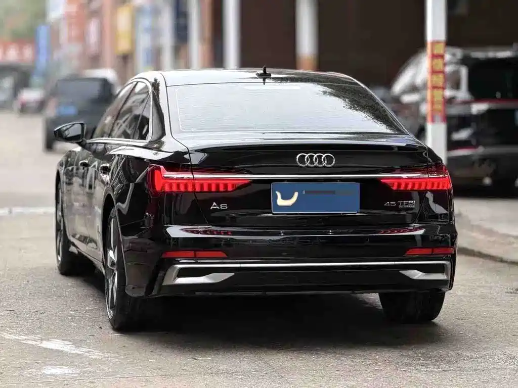 Audi A6L — фото 5
