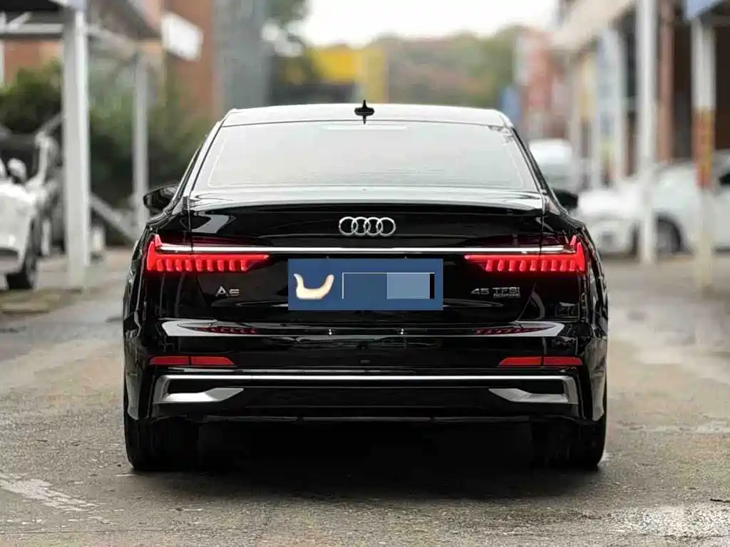 Audi A6L — фото 6