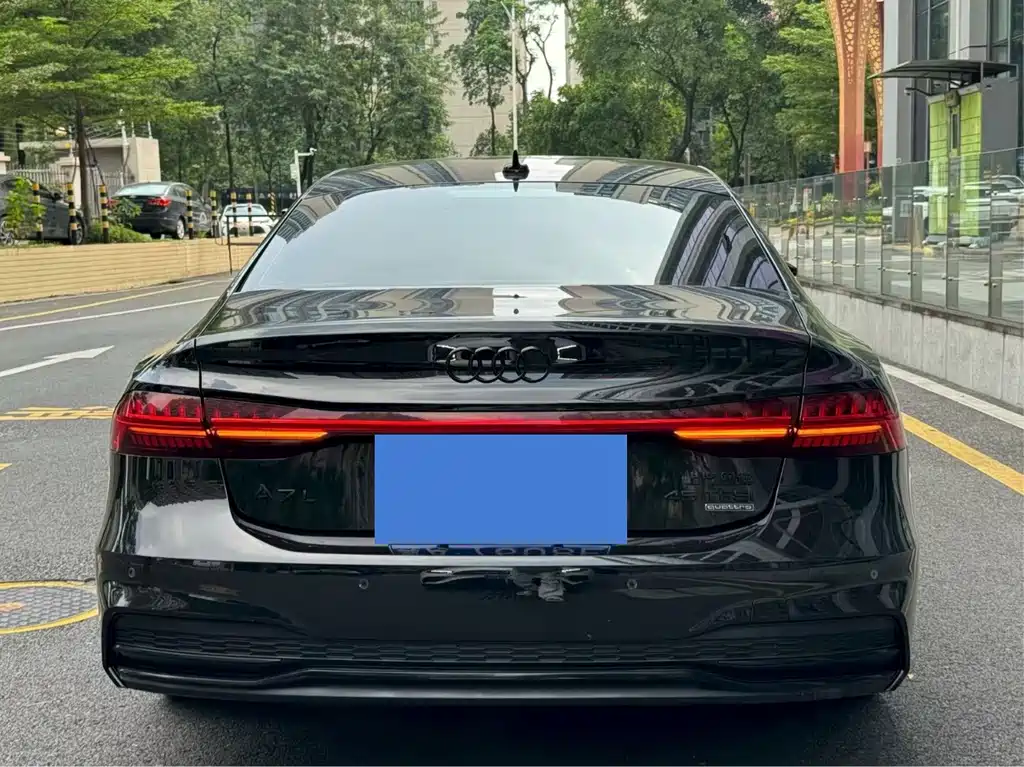 Audi A7L — фото 4