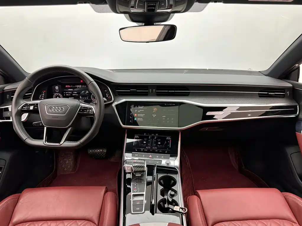 Audi A7L — фото 10