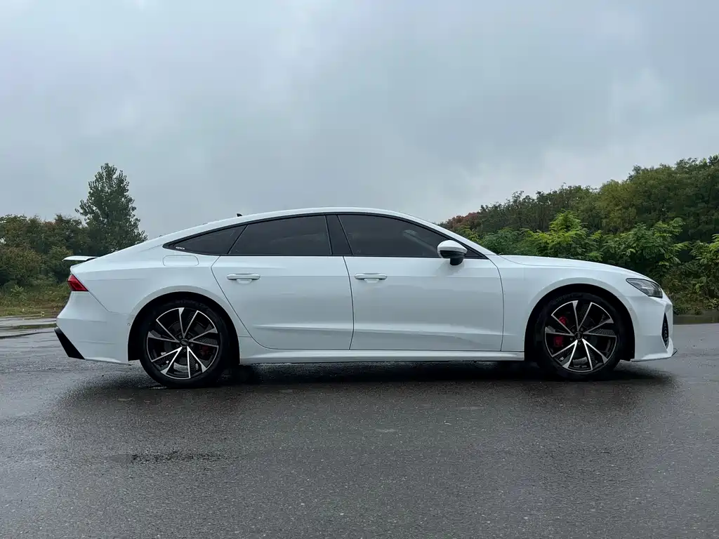 Audi A7 — фото 20
