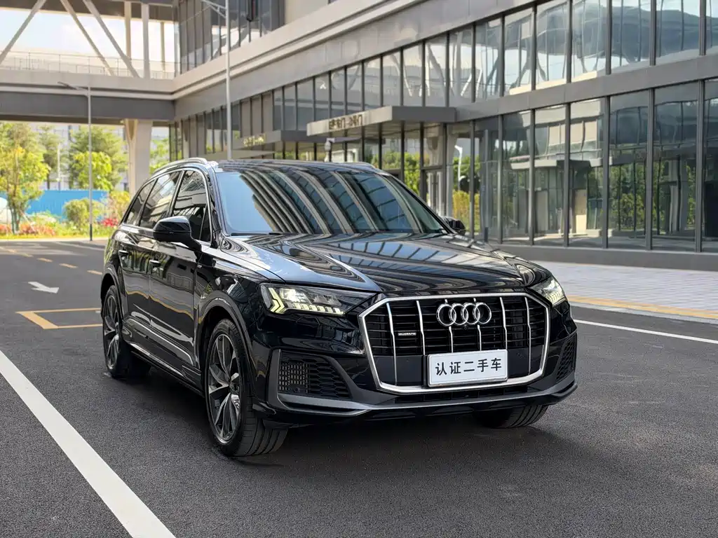 Audi Q7 — фото 3