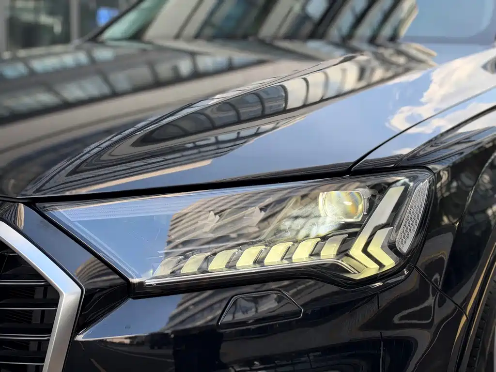Audi Q7 — фото 4