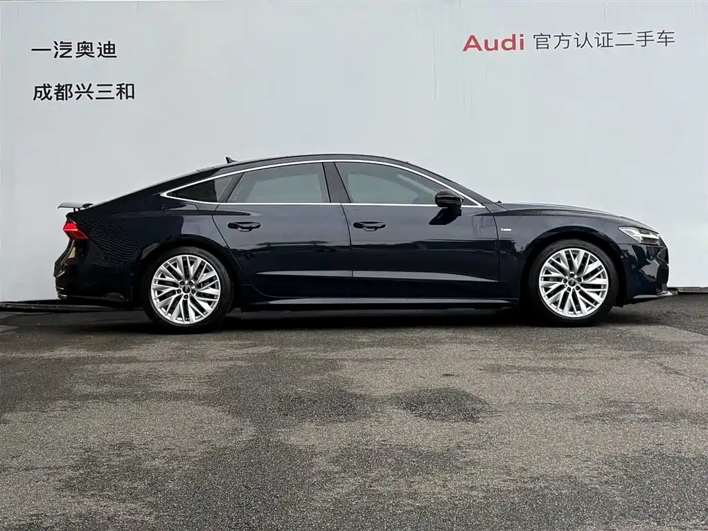 Audi A7 — фото 2