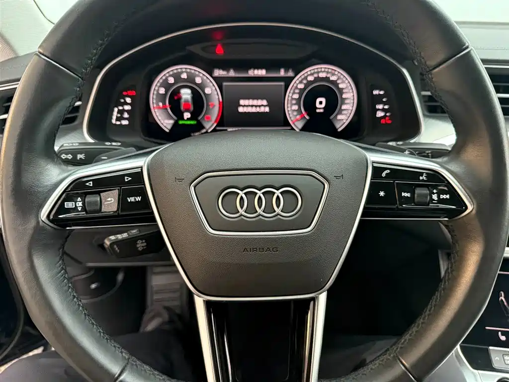 Audi A7 — фото 19