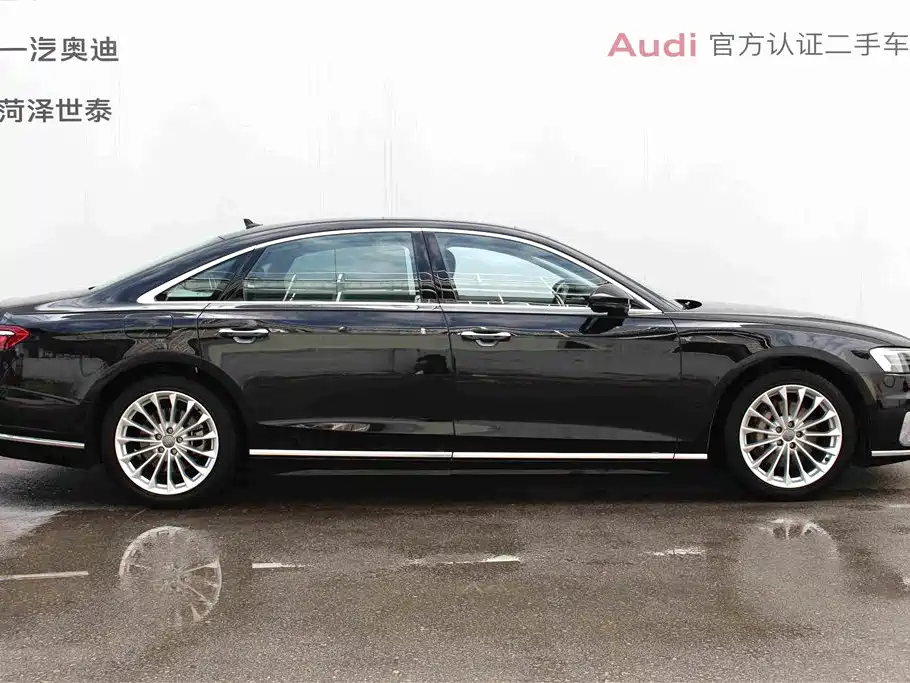 Audi A8 — фото 3