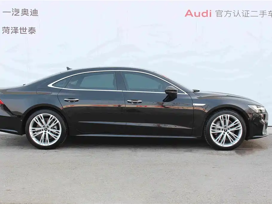 Audi A7L — фото 2
