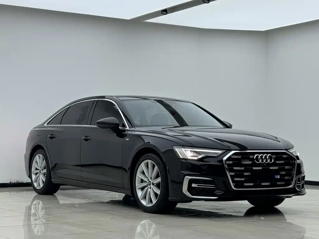Audi A6L — фото 2