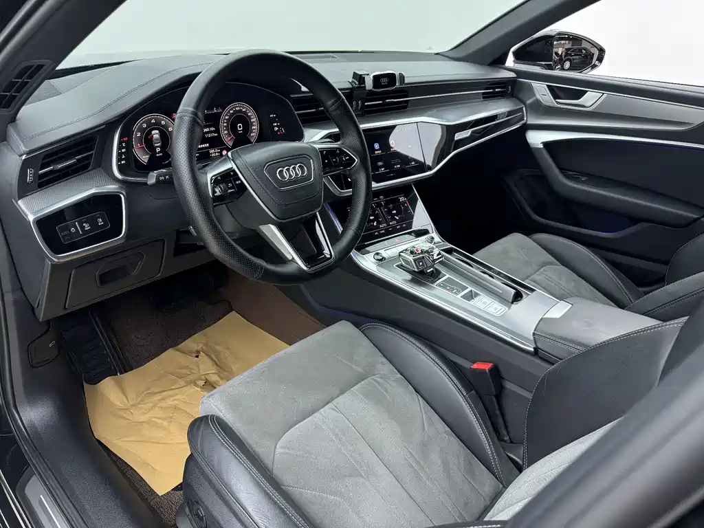 Audi A6L — фото 4