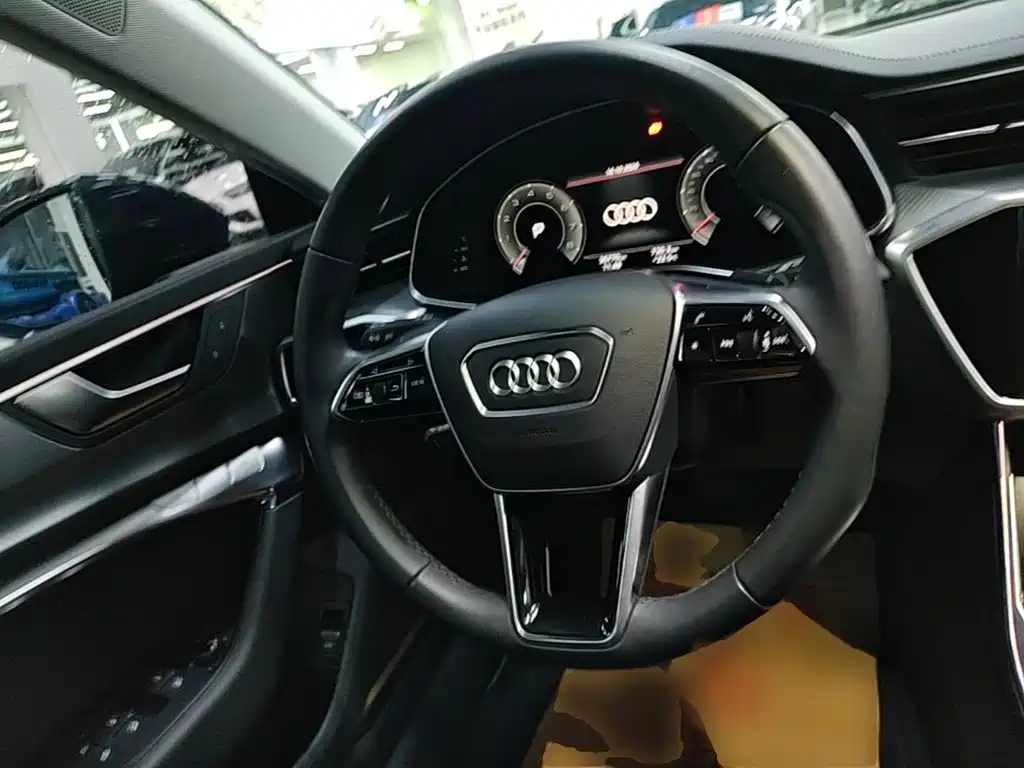 Audi A7 — фото 10