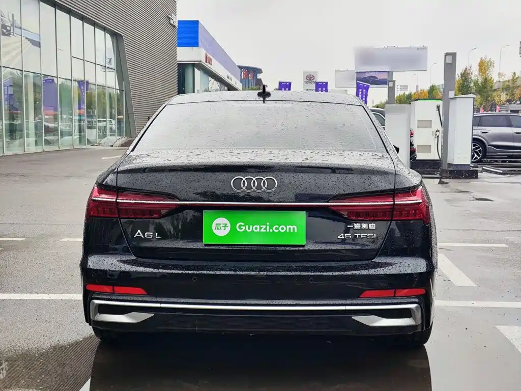 Audi A6L — фото 5