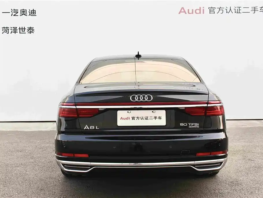 Audi A8 — фото 4