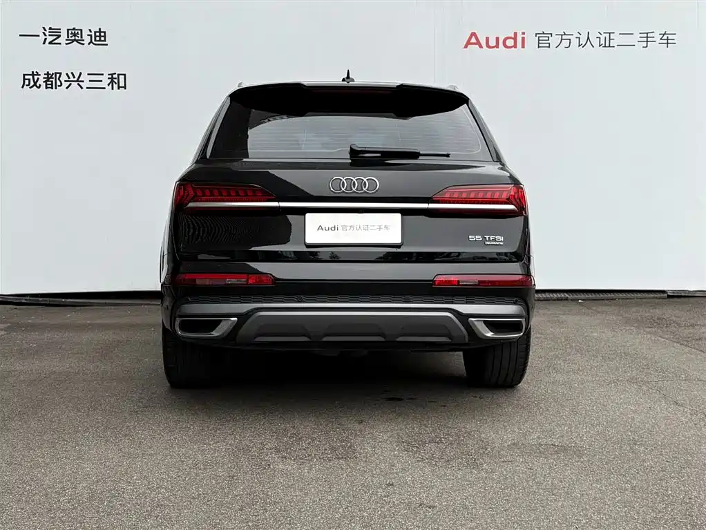 Audi Q7 — фото 5