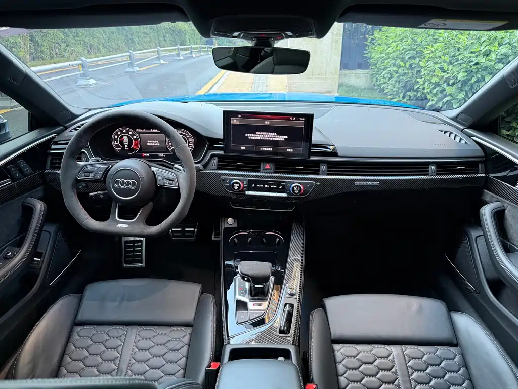 Audi RS 5 — фото 10