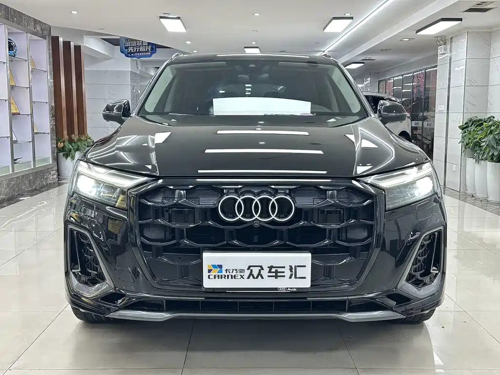Audi Q7 — фото 2
