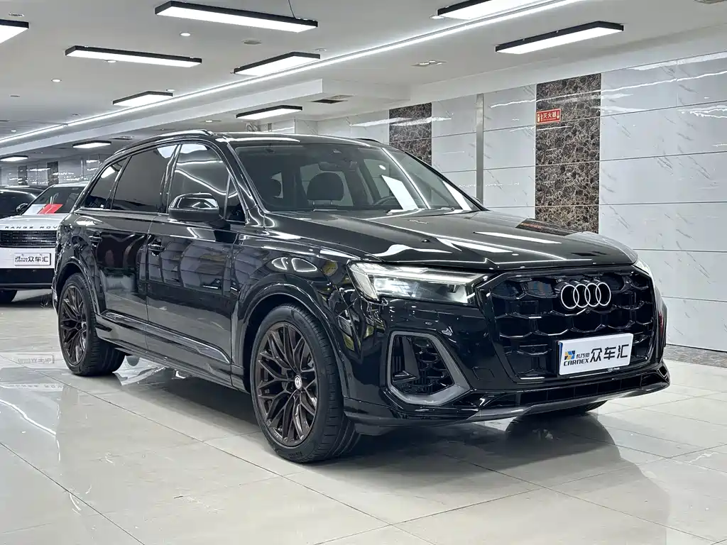 Audi Q7 — фото 3