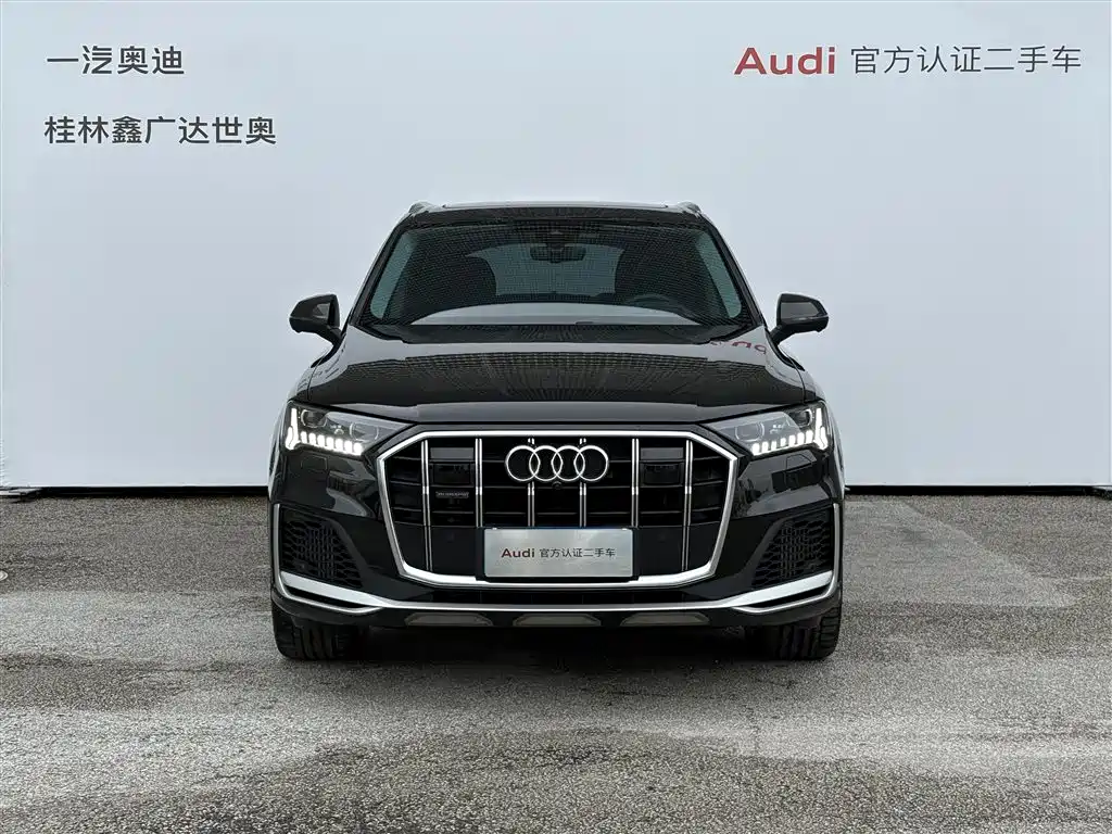 Audi Q7 — фото 2