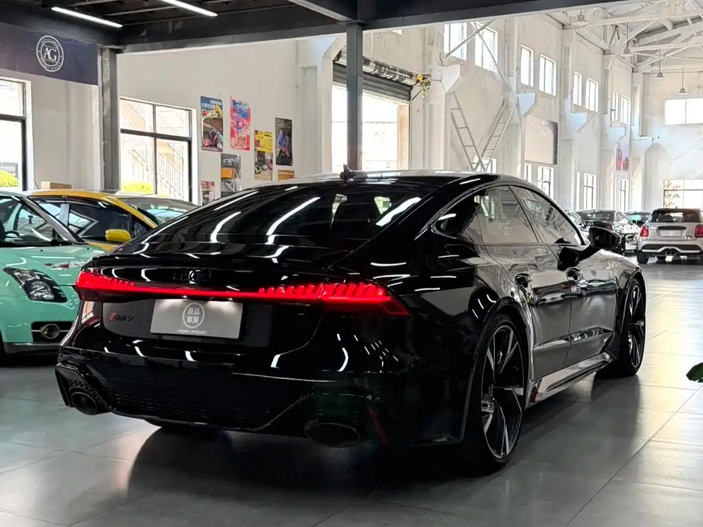 Audi RS 7 — фото 3
