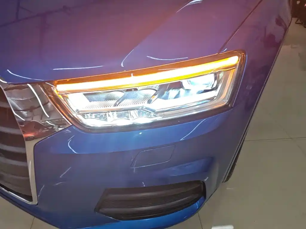 Audi Q3 — фото 23