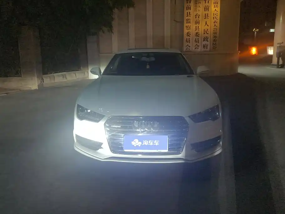 Audi A7 — фото 2