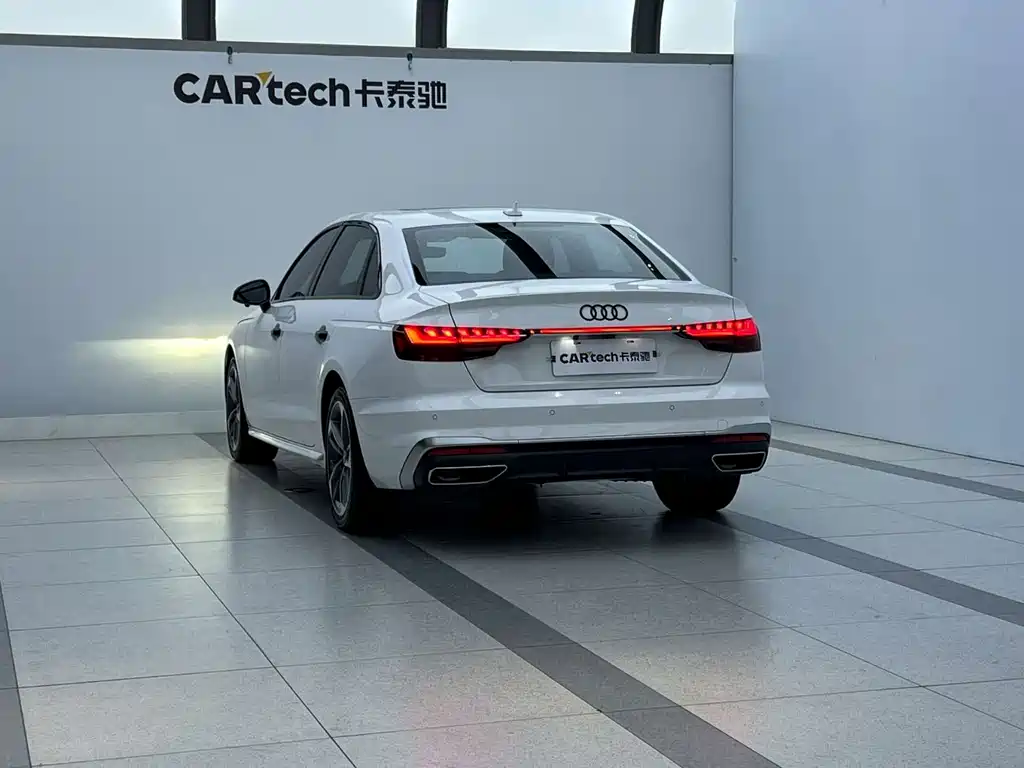 Audi A4L — фото 6