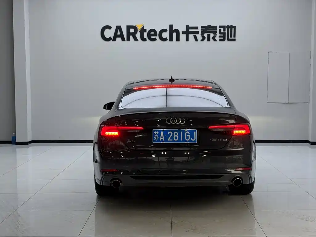 Audi A5 (Import) — фото 5