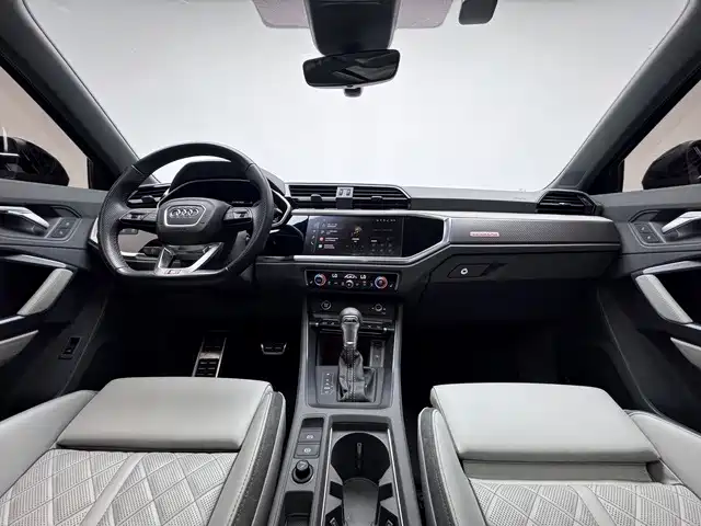 Audi Q3 Sportback — фото 9