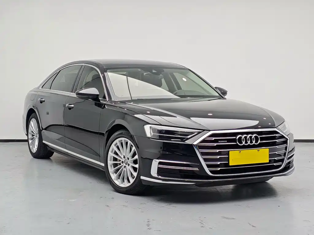Audi A8 — фото 3
