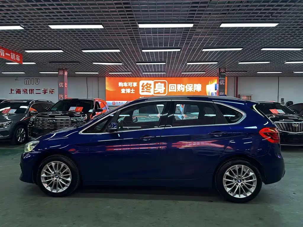BMW 2 Series Active Tourer — фото 3