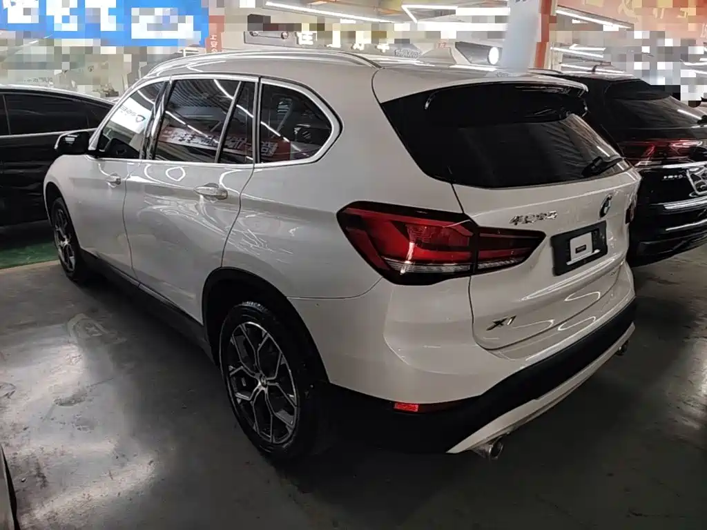 BMW X1 — фото 4