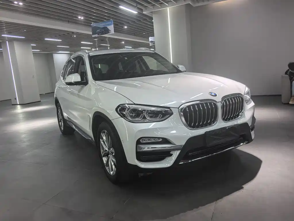BMW X3 — фото 3